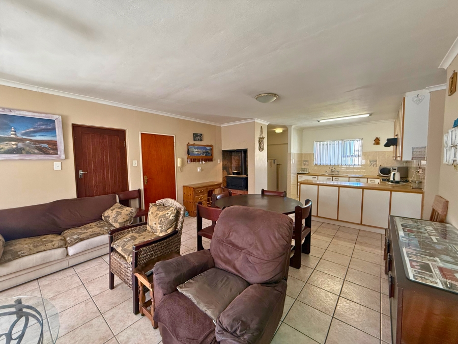 5 Bedroom Property for Sale in Country Club Western Cape